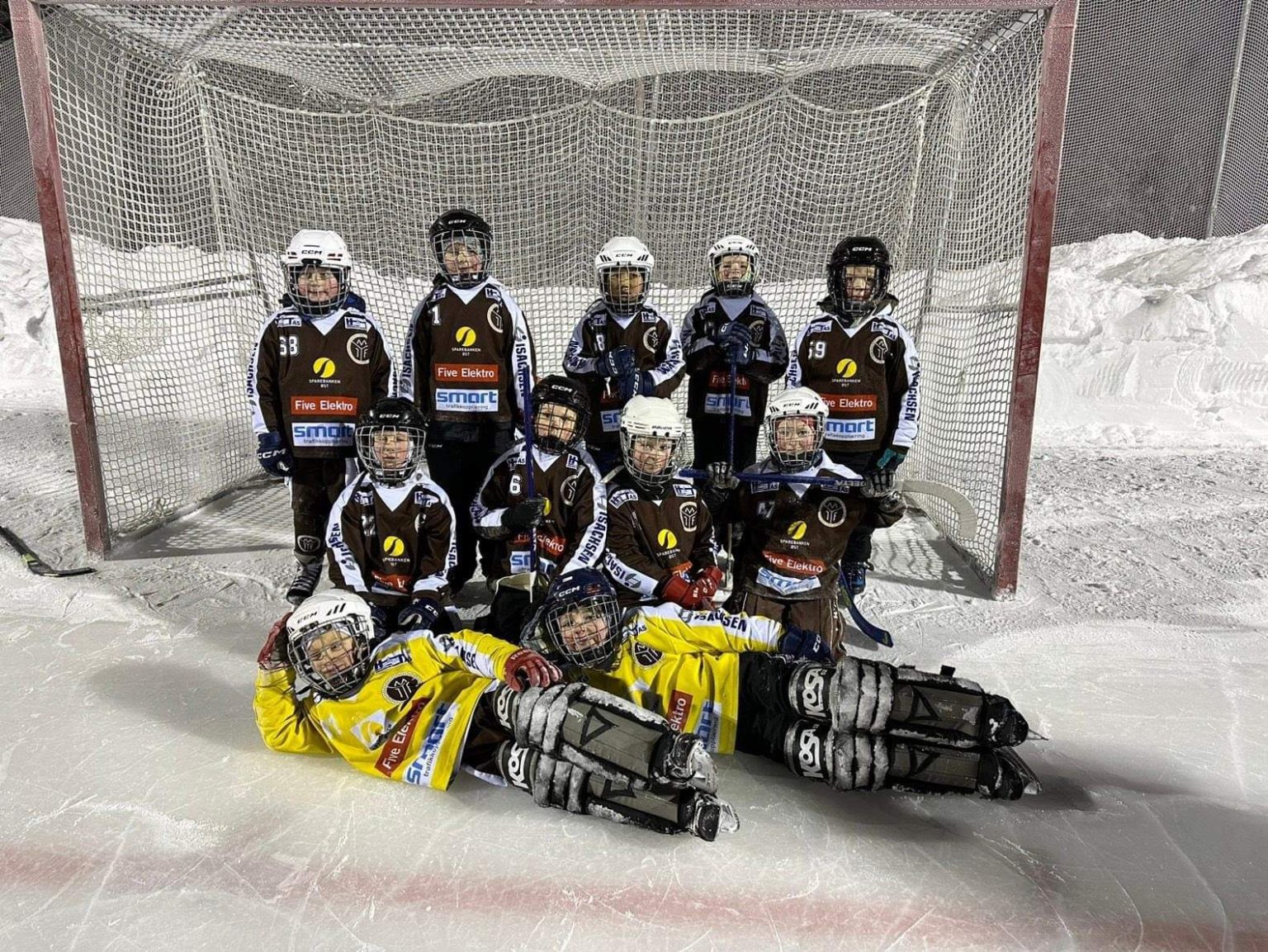 Bli med på knøttelag i MIF bandy! • MIF Bandy Jr